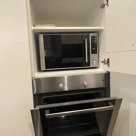 Modernes In Guter Lage In Apartment *