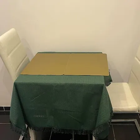 Modernes In Guter Lage In Apartament Essen