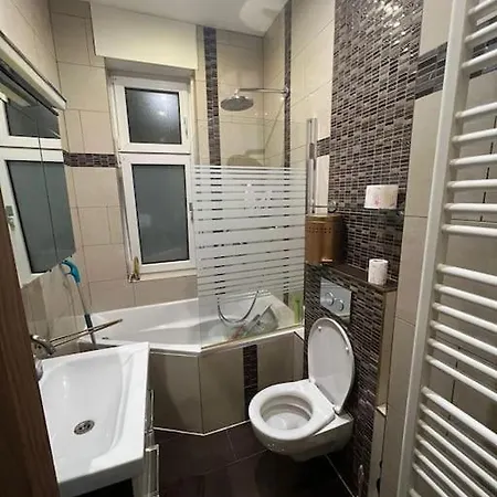 Modernes In Guter Lage In * Essen