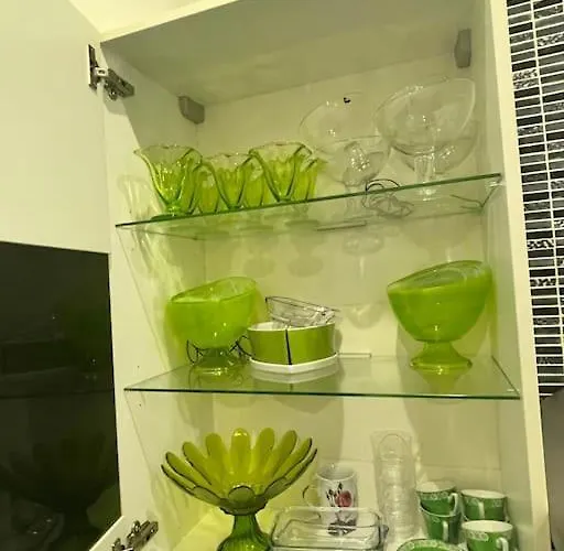 Modernes In Guter Lage In