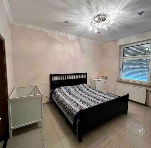 Modernes In Guter Lage In 公寓