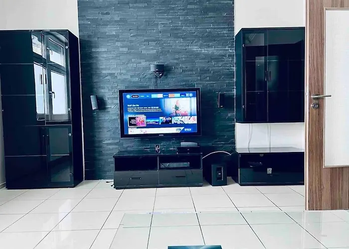 Modernes In Guter Lage In 公寓 *